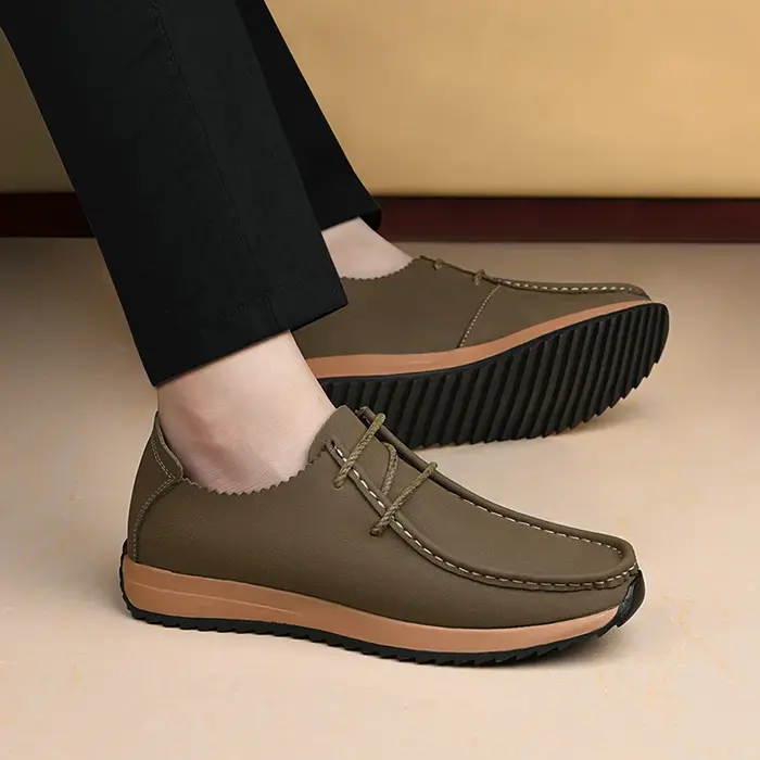 Chaussures décontractées en plein air mode masculine hauteur intérieure