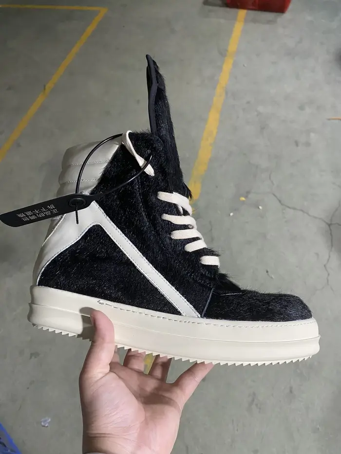 Baskets montantes en cuir véritable et fourrure pour homme