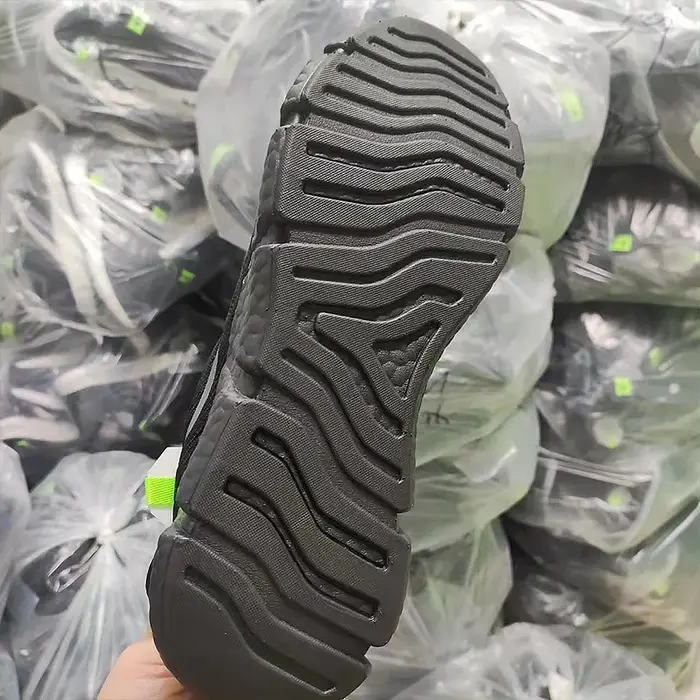 Chaussures de course en maille à fond plat pour hommes et femmes
