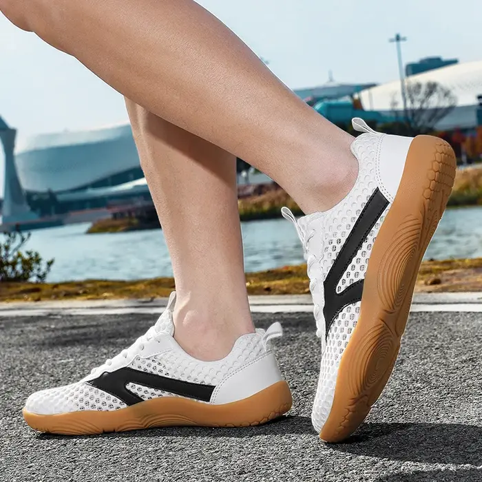 Chaussures de sport pour homme Oianno à bout large