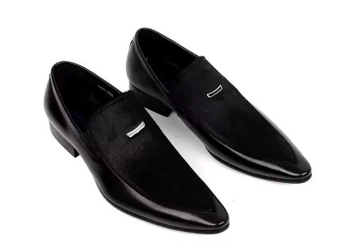 Nouvelles chaussures pour hommes