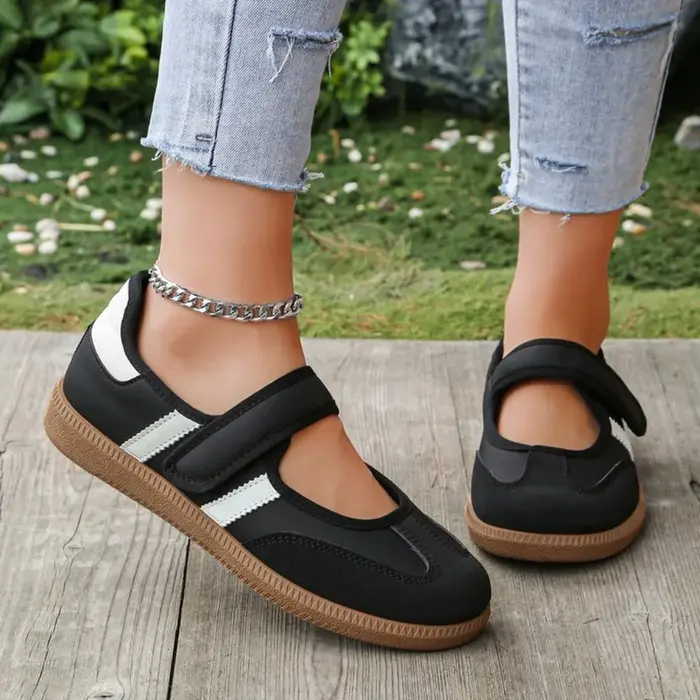 Baskets pour femmes 2026 Nouvelle mode Chaussures de créateur unies à bout peu profond Printemps Aut
