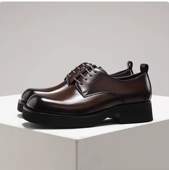 Derby chaussures haut de gamme bout carré en cuir semelle épaisse rehaussant la hauteur