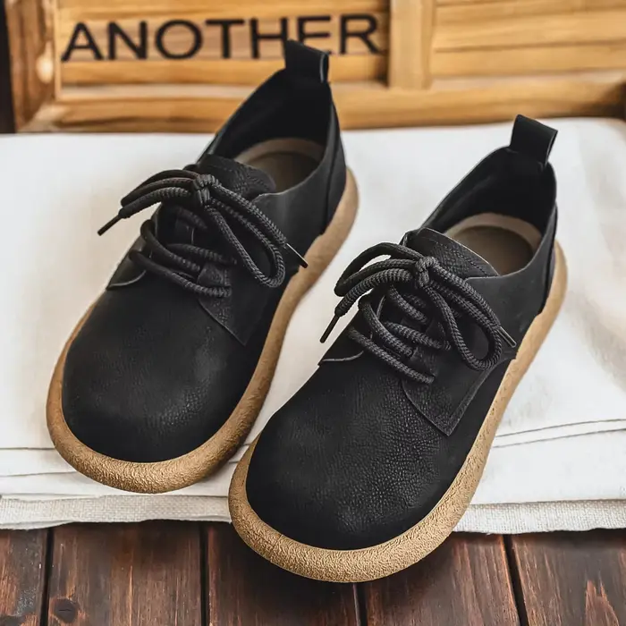 Chaussures pour hommes 2025 automne nouveau rétro à lacets