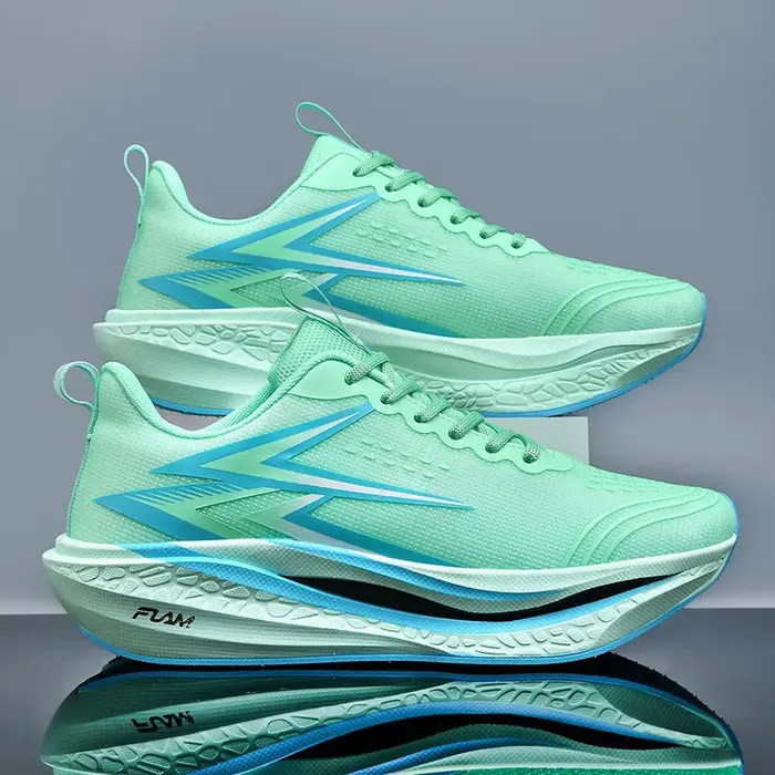 Chaussures de course spécialisées marathon pour hommes, respirantes, légères, avec plaque en carbone