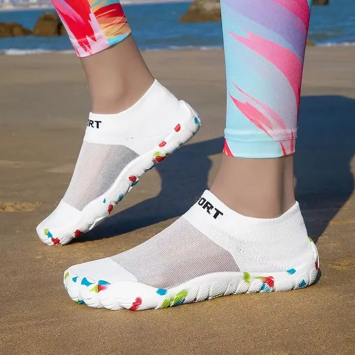 Chaussures aquatiques pour femmes et hommes