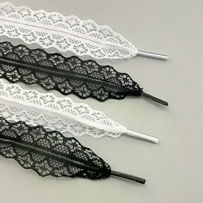 Lacets élégants en dentelle