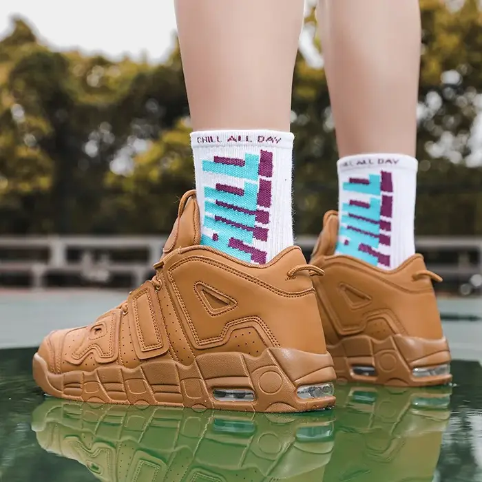 Chaussures de basket-ball en cuir à tige haute