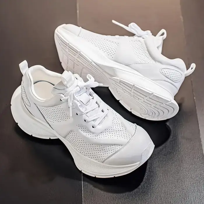 Nouvelles Chaussures Décontractées pour Hommes 2026 – Baskets de Course Rétro en Cuir de Luxe, Respirantes et Façonnées à la Main