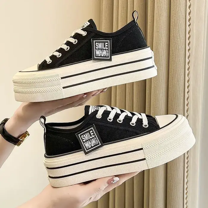 Baskets en toile à plateforme noire pour femmes, chaussures confortables à lacets, à la mode, de spo