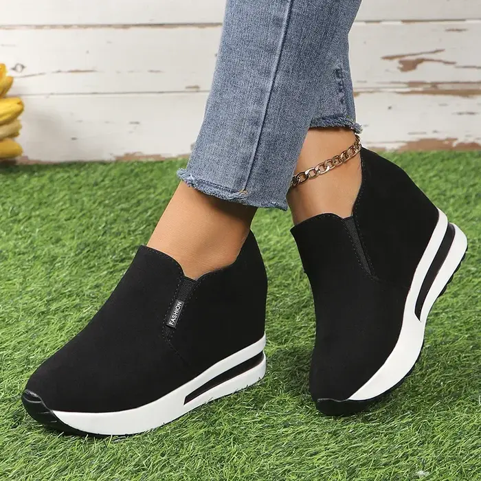 Femmes noires chaussures décontractées plate-forme compensée femmes mode baskets femmes chaussures d'été sans lacet mocassins vulcaniser chaussures