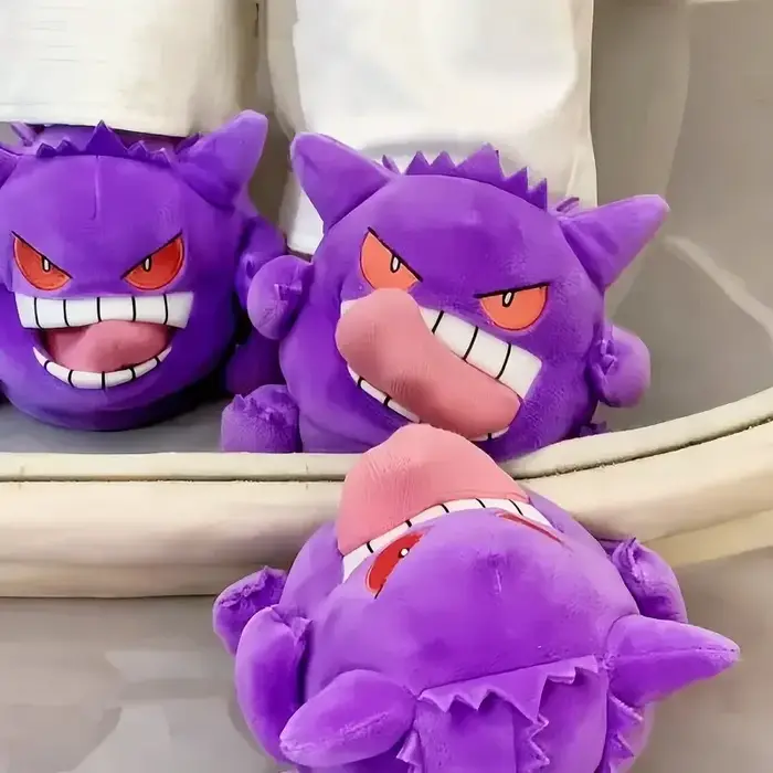 Chaussons Pok Gengar – Nouveau design amusant avec langue dégagée