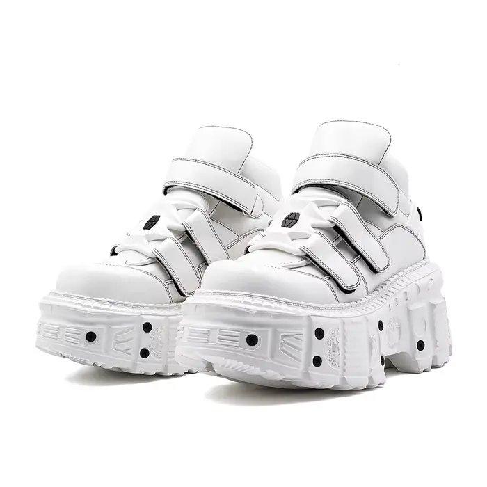 Gothique cheville Rock bottes 2026 nouveau Style Punk femmes chaussures à lacets blanc plate-forme chaussures femme métal décor femme baskets
