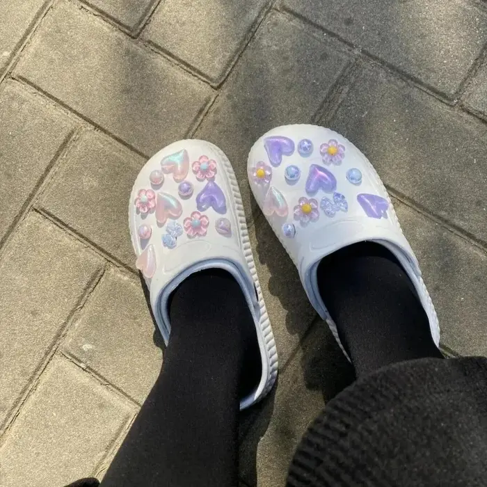 Nouveauté en promotion : Breloques pour chaussures à trous