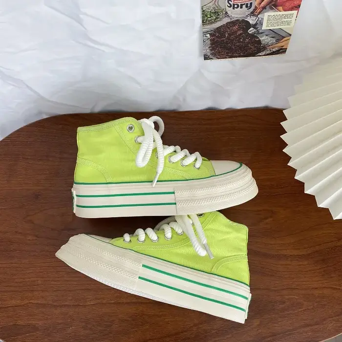 Chaussures en toile pour femmes