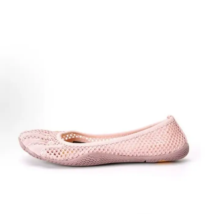 Chaussures à cinq doigts noires et rouges pour femmes