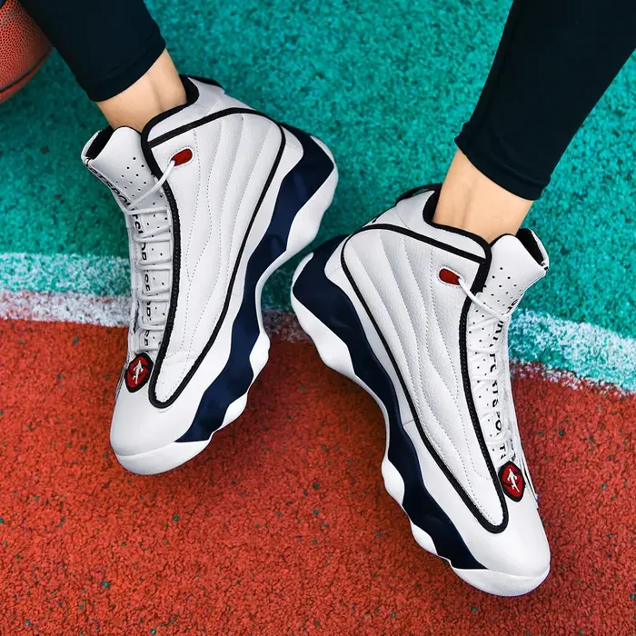 Chaussures de basket-ball classiques et pratiques pour sports de plein air décontractés pour hommes