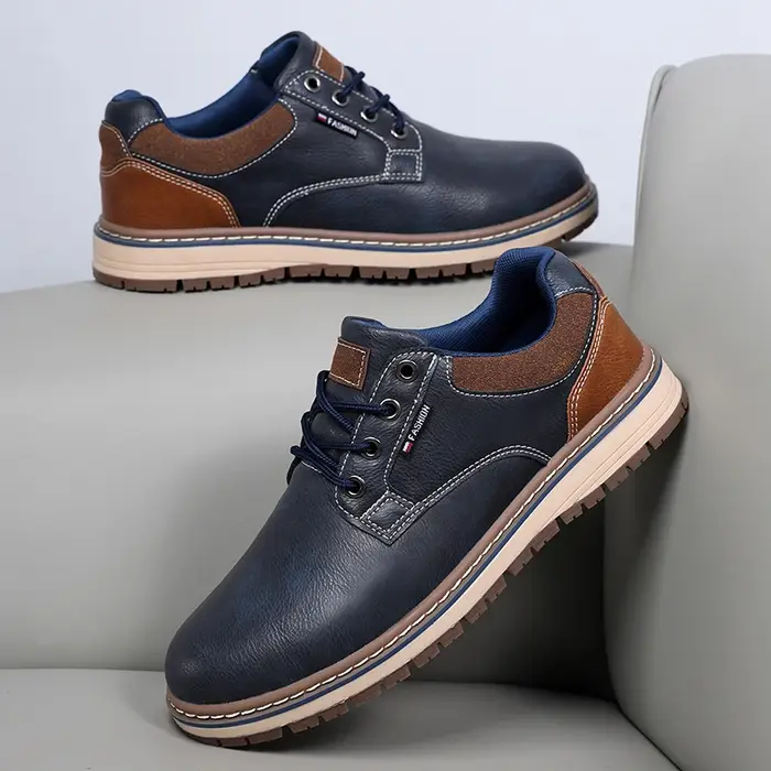 Chaussures décontractées pour hommes quatre saisons, semelle souple, antidérapantes, baskets en cuir tendance, chaussures de trekking faites à la main, chaussures de marche, baskets
