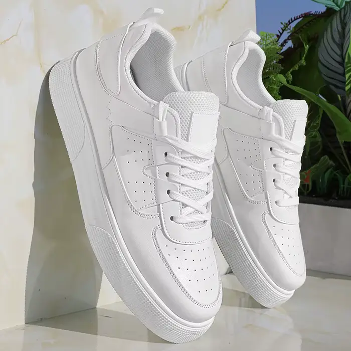 LOEIKAN Baskets décontractées blanches pour hommes | Chaussures de skate légères à tige basse
