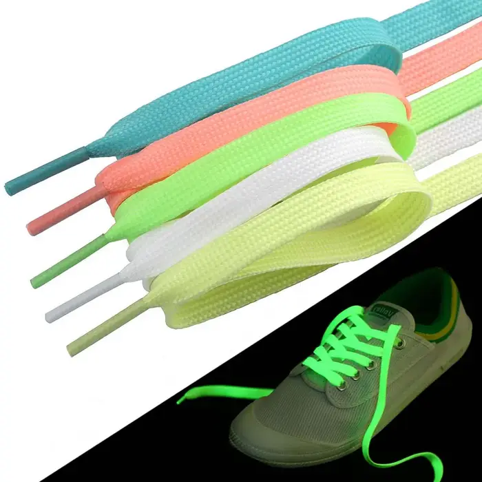 Lacets lumineux hommes femmes chaussures de sport lacets coureur lacet brillent dans la nuit sombre 