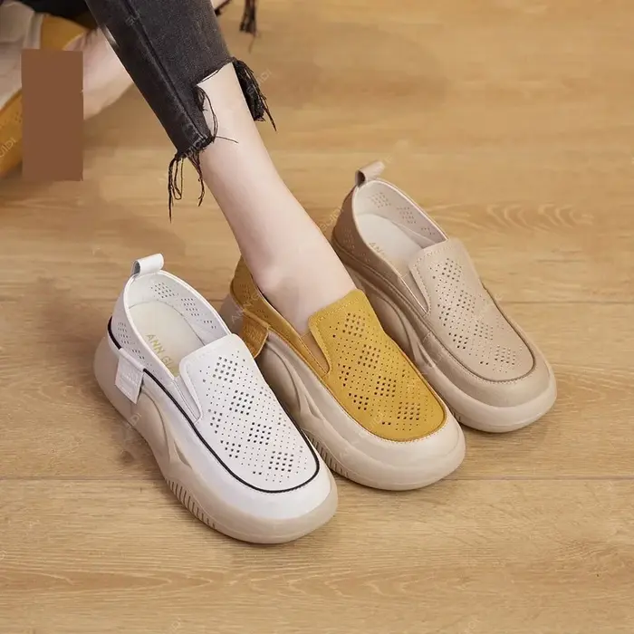 Nouvelles chaussures pour femmes