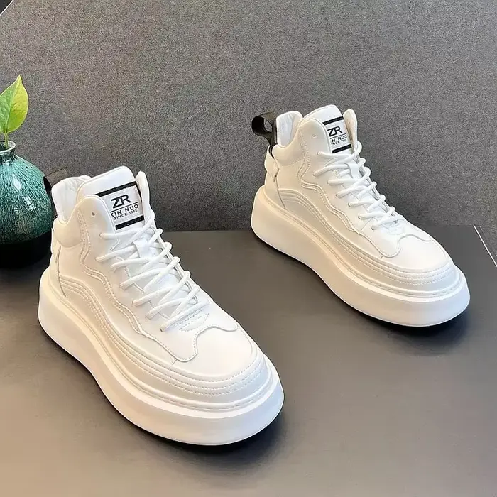 Nouvelles Chaussures en Cuir Souple Blanc Respirant Style Coréen Printemps-Automne 2024