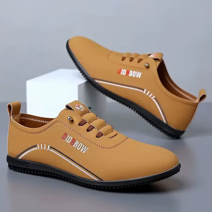 Chaussures en cuir pour hommes mode semelle souple