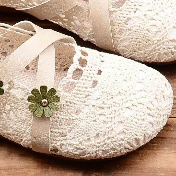 Chaussures d'été élégantes en maille d'air pour femmes
