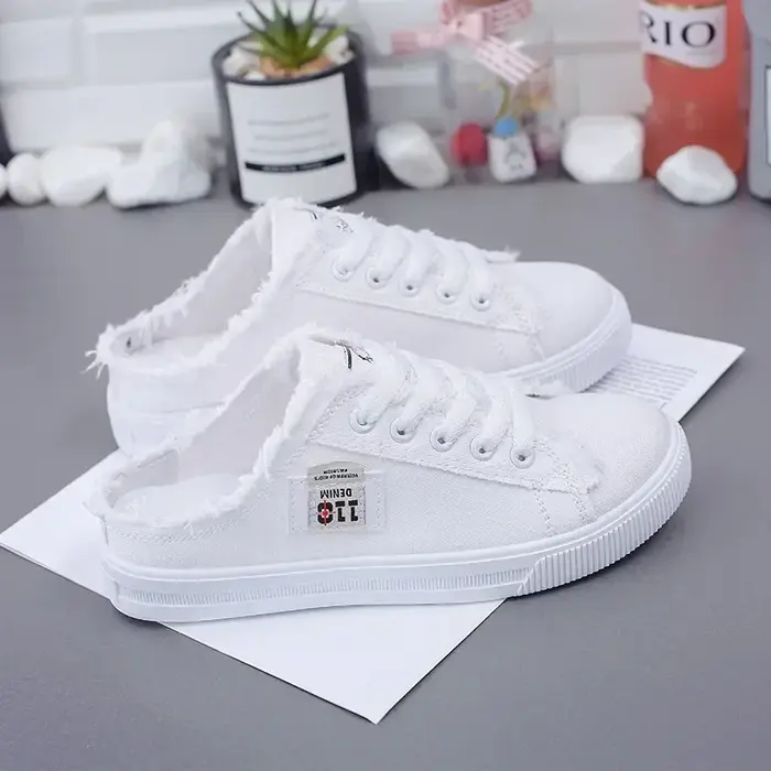Baskets basses en toile denim pour femme Printemps-Été 2024