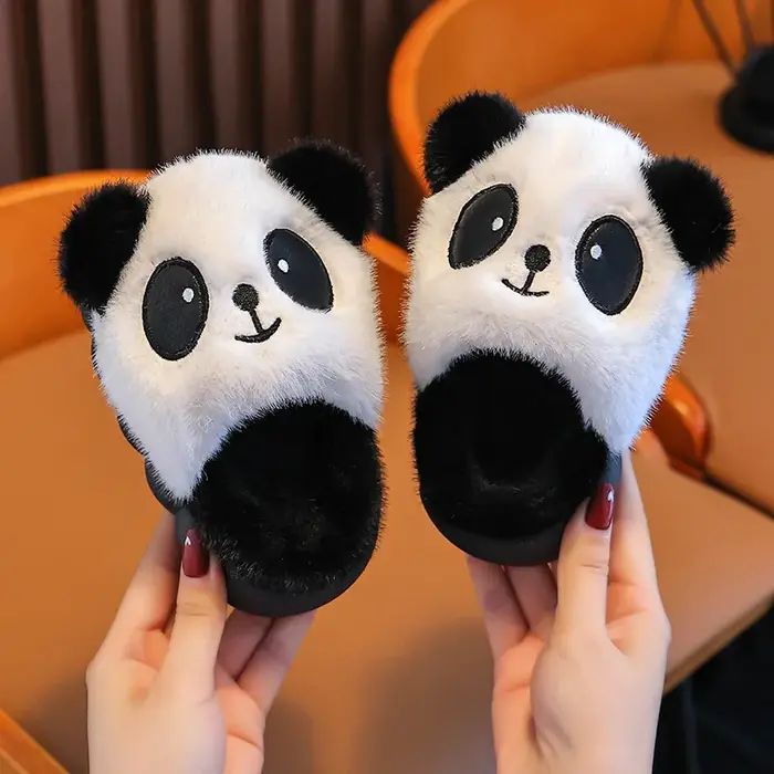 Pantoufles d'hiver en fourrure de Panda de dessin animé pour enfants