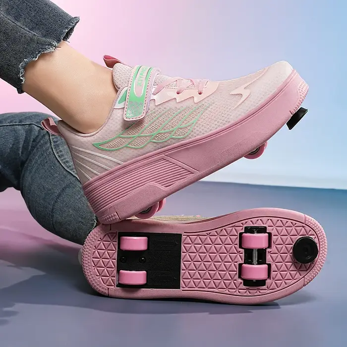 Chaussures de marche à roulettes pour enfants, baskets de sport à quatre roues pour étudiants, idéales printemps-été