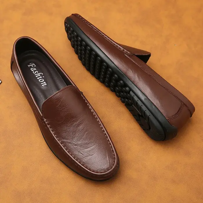 Chaussures à enfiler pour hommes