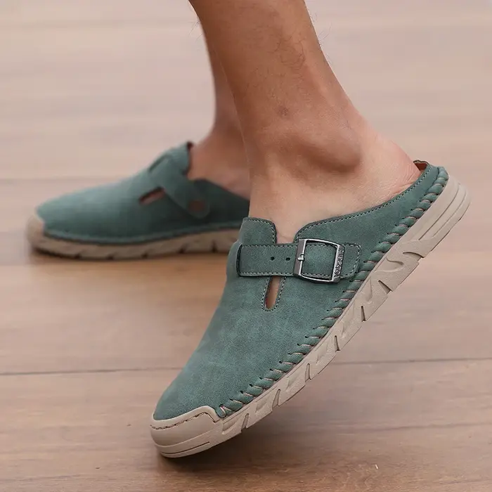 Chaussures semi-ouvertes de haute qualité, nouvelle collection 2026, mocassins en cuir confortables et décontractés pour hommes, respirants, pour la marche en extérieur