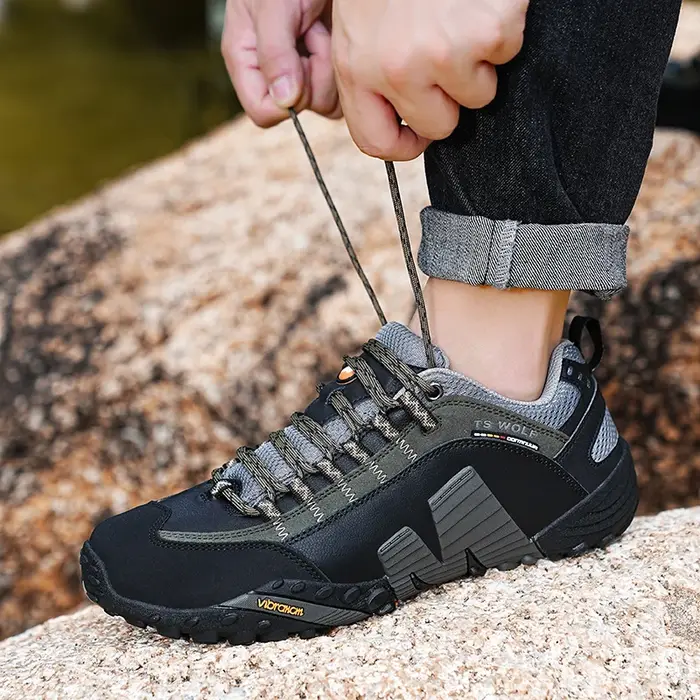 Chaussures d'alpinisme coordonnantes pour hommes