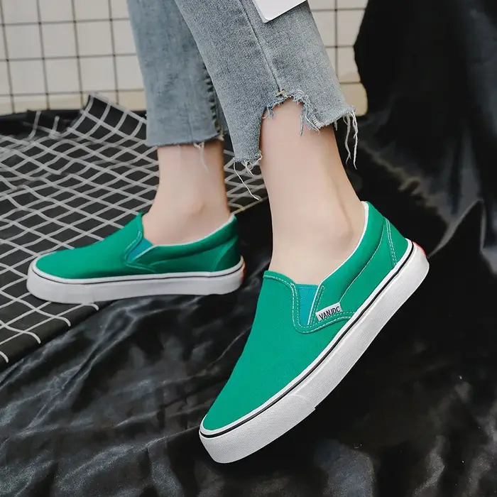 Chaussures en toile blanche femmes Couple sans lacet plat confortable