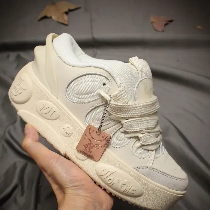Chaussure décontractée basse style 'Bread' Pure Original Lamelo Ball