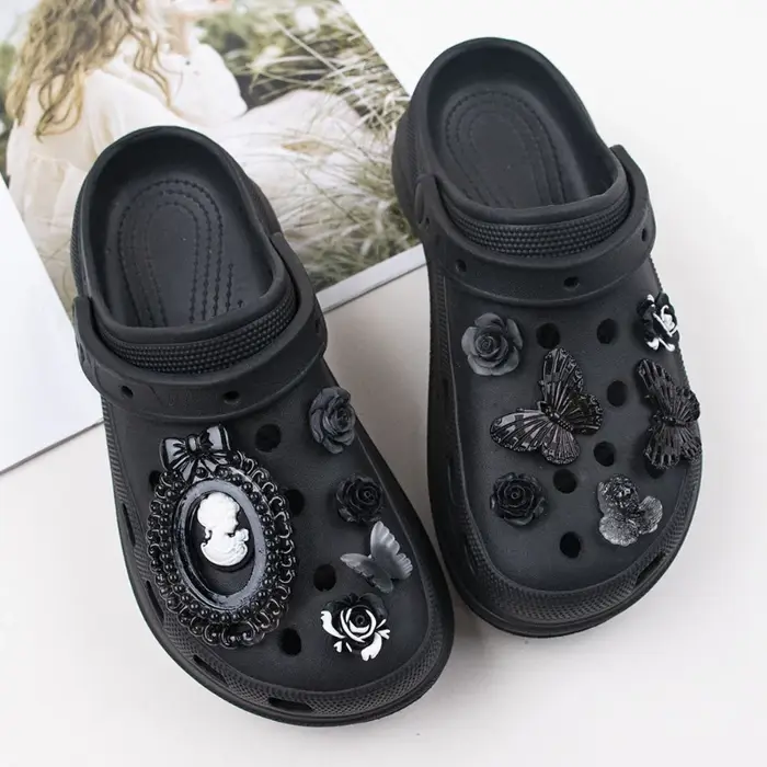 Breloques de chaussures à trous pour bricolage, Diablo Locke, petite série de parfum, poignées de fl