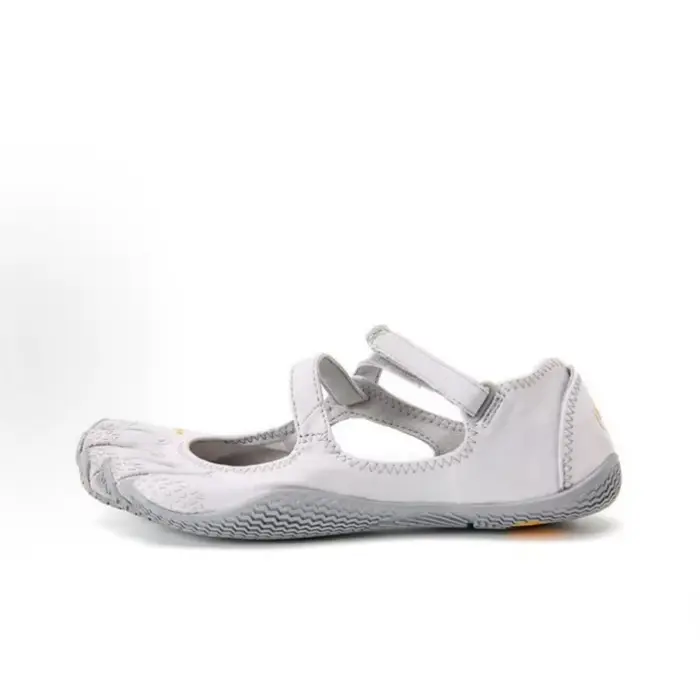 Chaussures à cinq doigts noires et rouges pour femmes