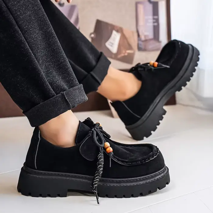 Chaussures larges pour hommes