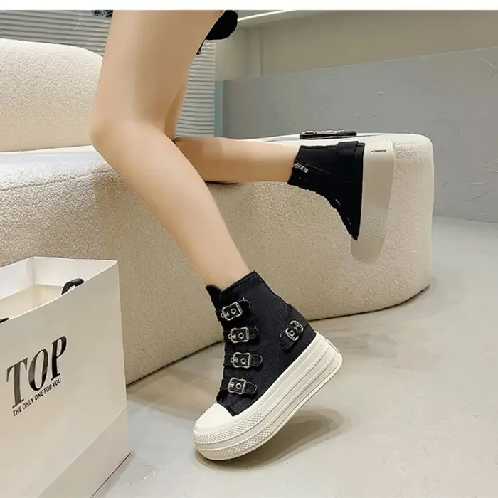 Femmes plate-forme toile chaussures en plein air Goth Punk polyvalent Sneaker boucle sangle conception haut à la mode bottes à glissière femme Cosplay