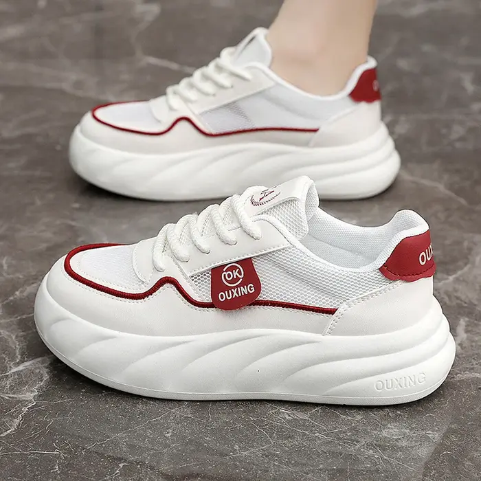 Nouvelles femmes rétro chaussures printemps plate-forme