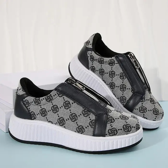 Baskets à plateforme à fleurs brodées pour femmes, chaussures vulcanisées à semelle épaisse avec fer