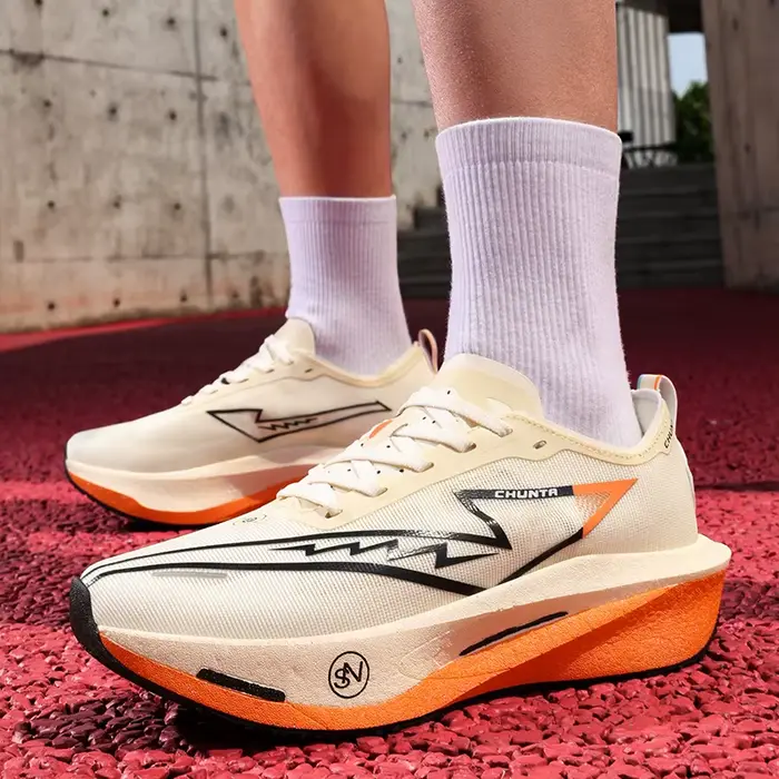 Chaussures de course sportives à plaque de carbone spécialisée pour marathon