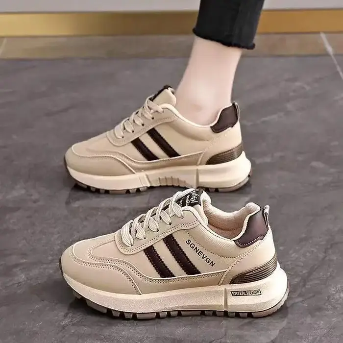 Baskets Femme 2026 – Nouvelles Chaussures Vulcanisées Tendance à Semelle Épaisse pour Femmes, Basket
