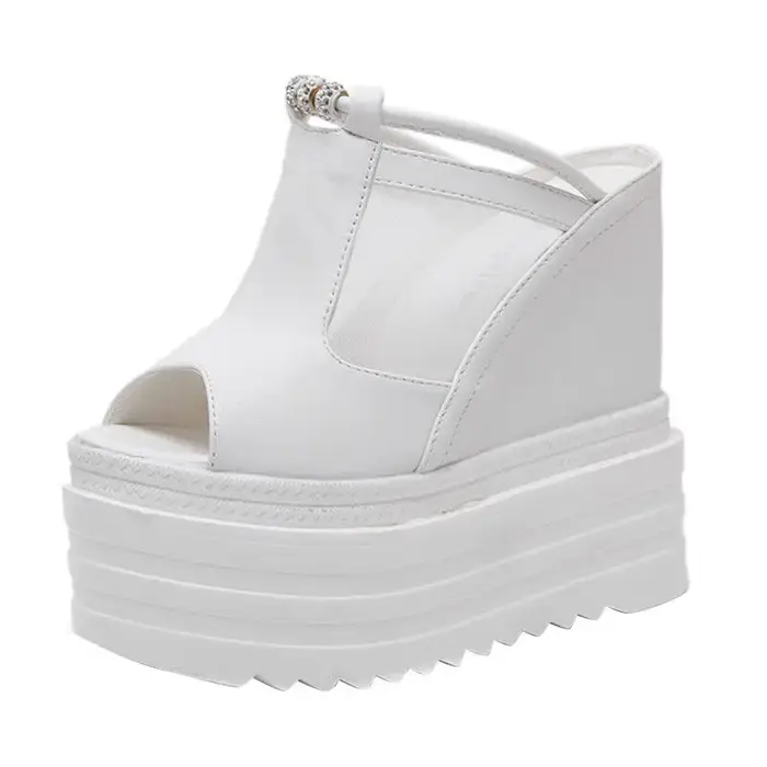 2025 diapositives compensées femmes sandales 14 cm Super chaussures à talons hauts dames semelles épaisses plate-forme Sexy maille bouche femme pantoufles d'été