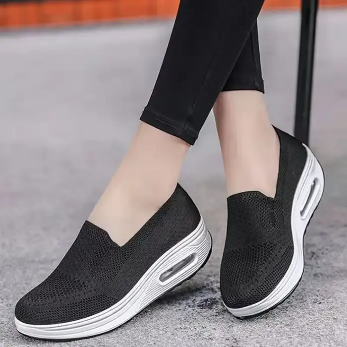 Chaussures plates pour femmes à talon bas