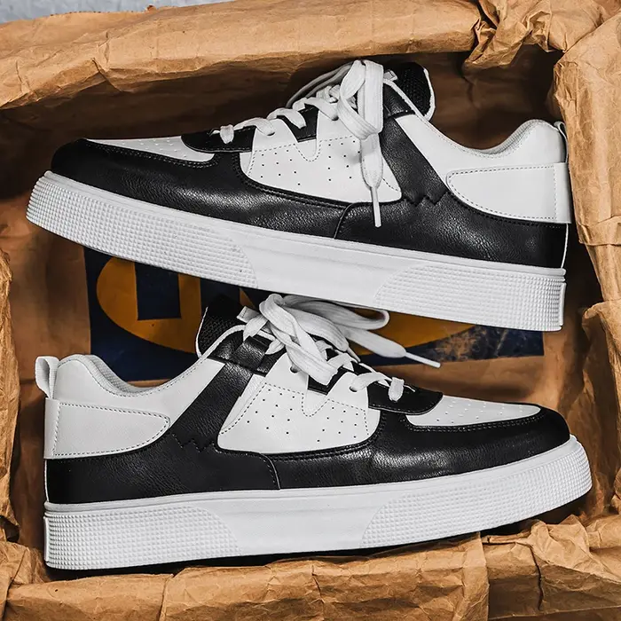 LOEIKAN Baskets décontractées blanches pour hommes |   Chaussures de skate légères à tige basse |   