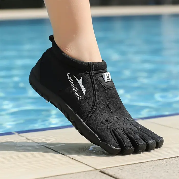 Chaussures d'eau à cinq doigts en néoprène durable, baskets pieds nus antidérapantes GallonShark pour les sports nautiques et l'entraînement en salle