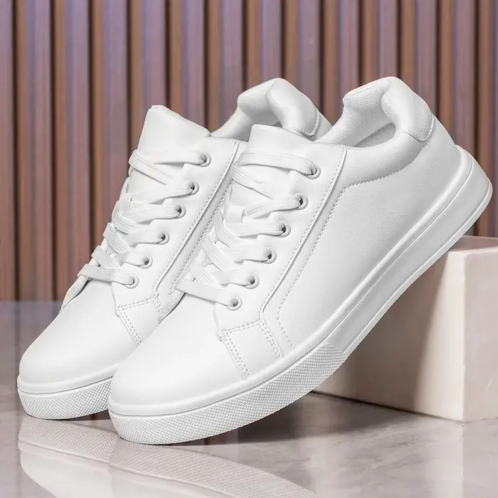 Hommes chaussures confortable décontracté Skateboard chaussures hommes blanc noir solide loisirs bas