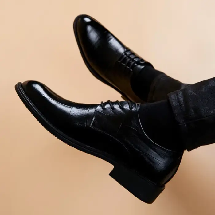 Chaussures de soirée en cuir pointu pour hommes